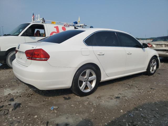  VOLKSWAGEN PASSAT 2012 Білий