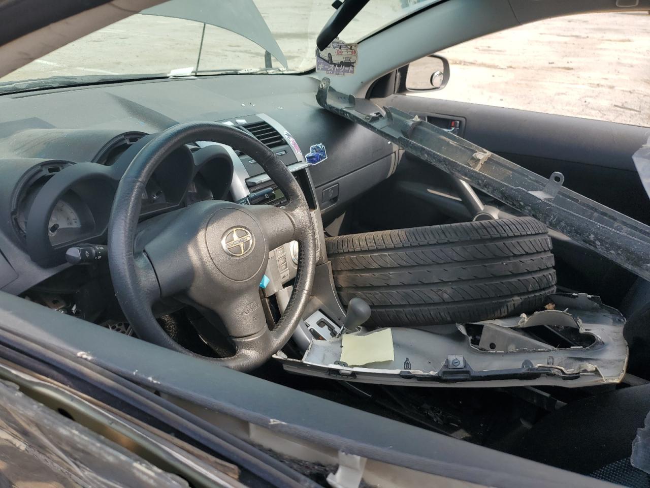 JTKDE177060120975 2006 Toyota Scion Tc