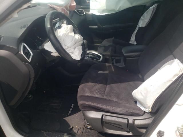 Parquets NISSAN ROGUE 2016 Biały