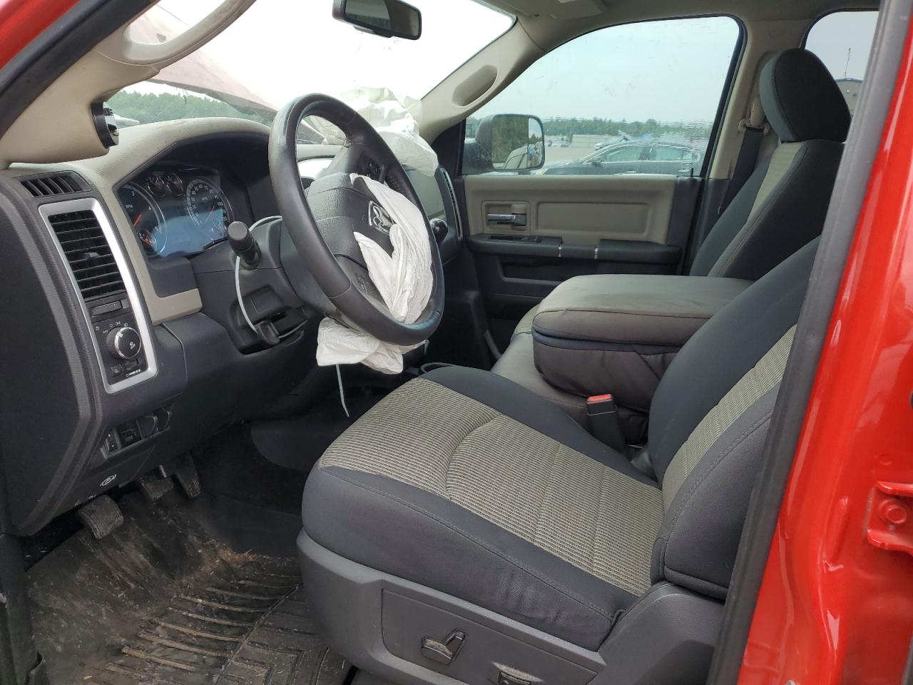2012 Dodge RAM - Image 7