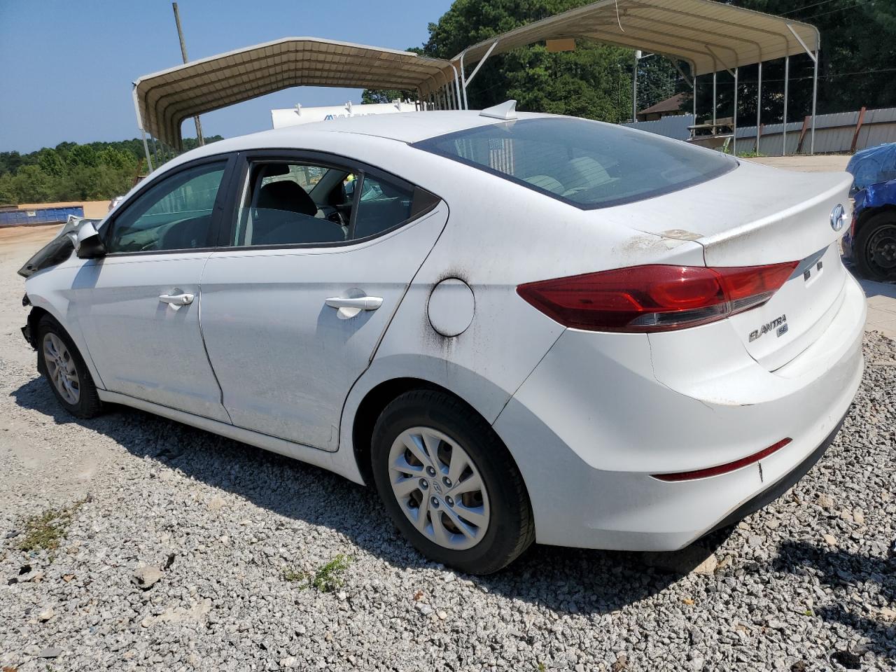 2017 Hyundai Elantra - Image 3