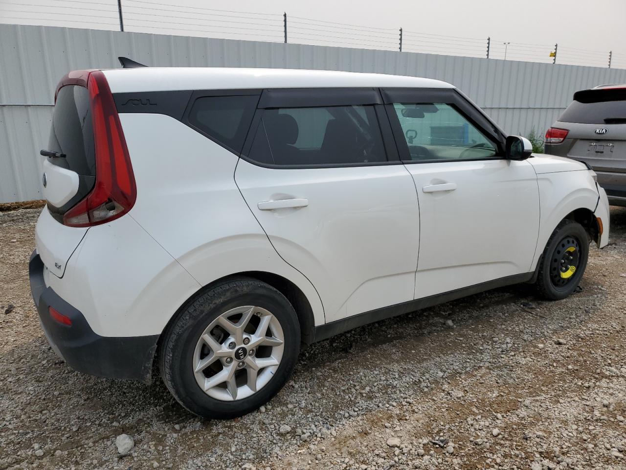2021 Kia Soul - Image 3