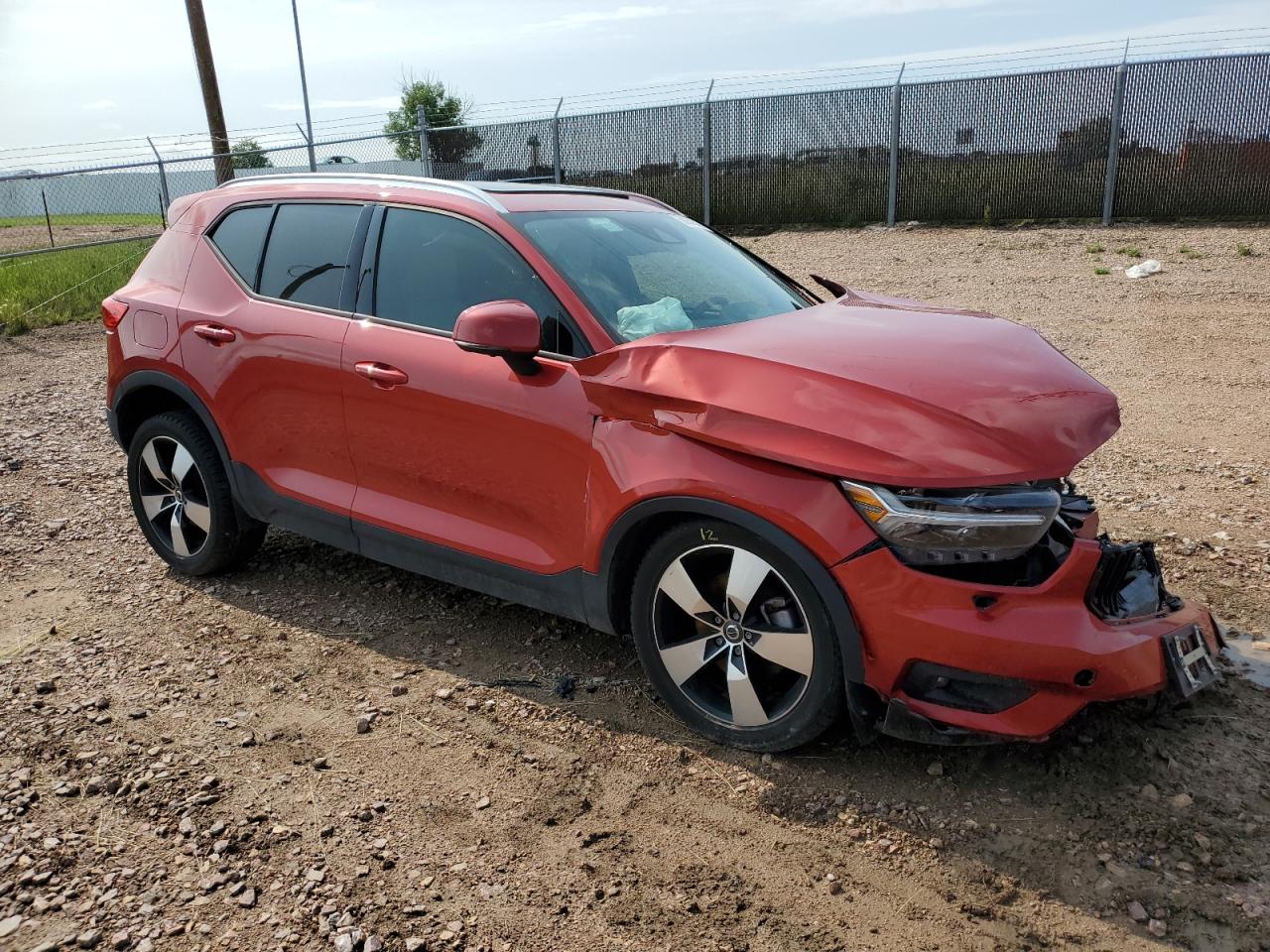 YV4162XZ2K2019513 2019 Volvo Xc40 T5 Momentum