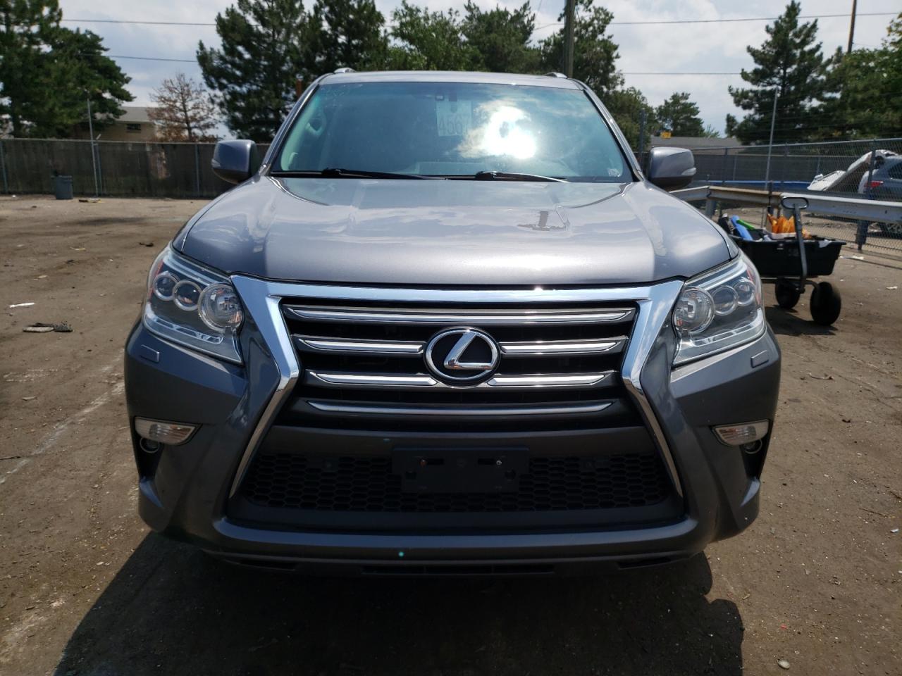 2016 Lexus GX - Image 5