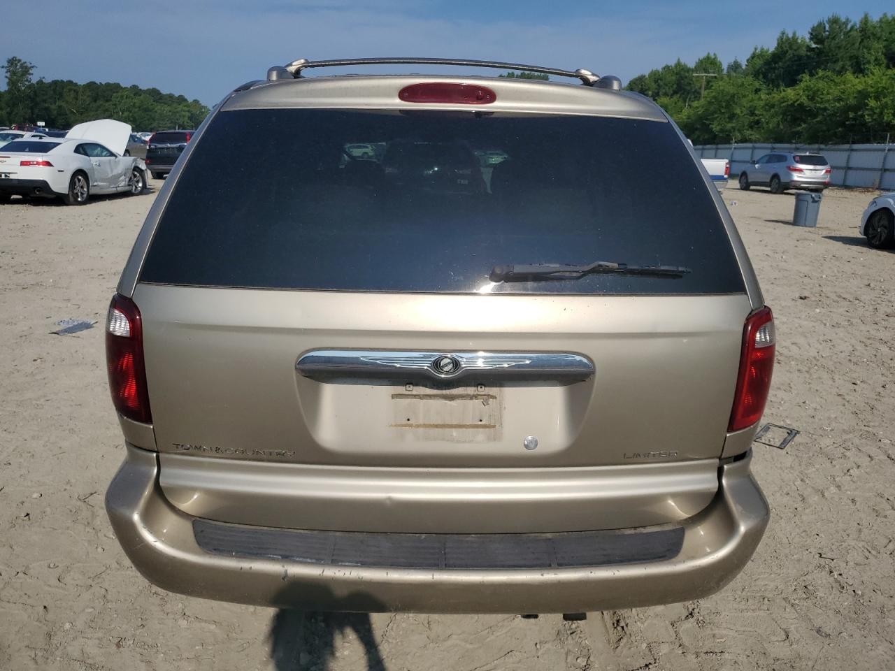 2003 Chrysler Town & Country Limited VIN: 2C8GP64L73R145207 Lot: 67750873