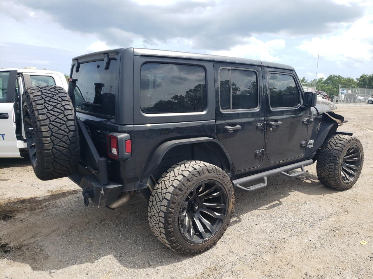 2019 Jeep Wrangler - Image 3