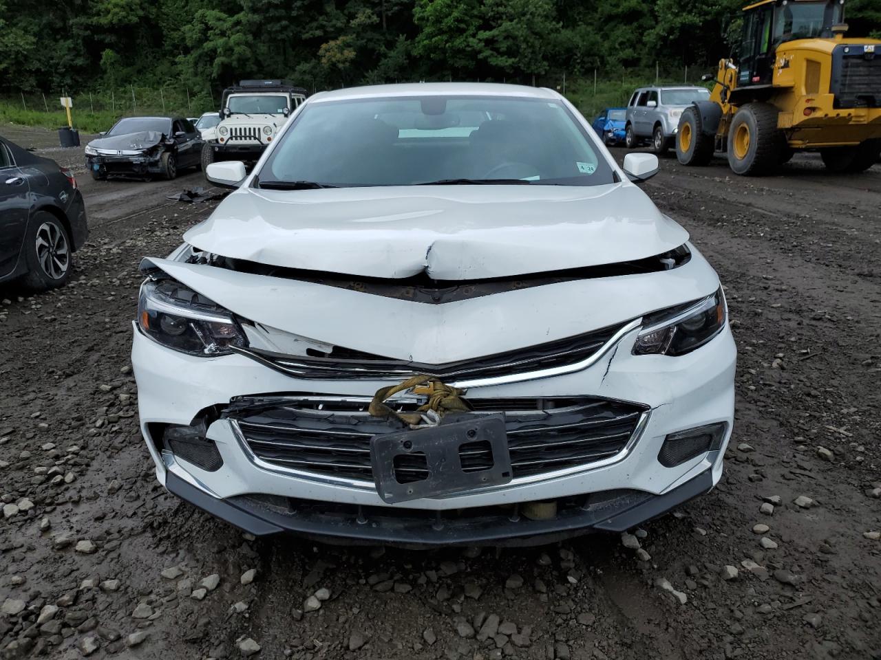 1G1ZD5ST6JF263715 2018 Chevrolet Malibu Lt