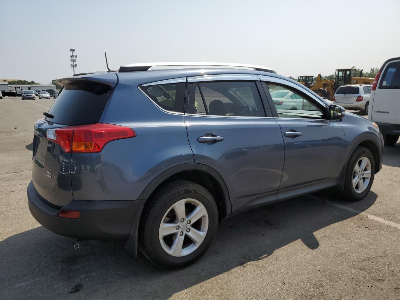 JTMRFREV2ED082005 2014 Toyota Rav4 Xle