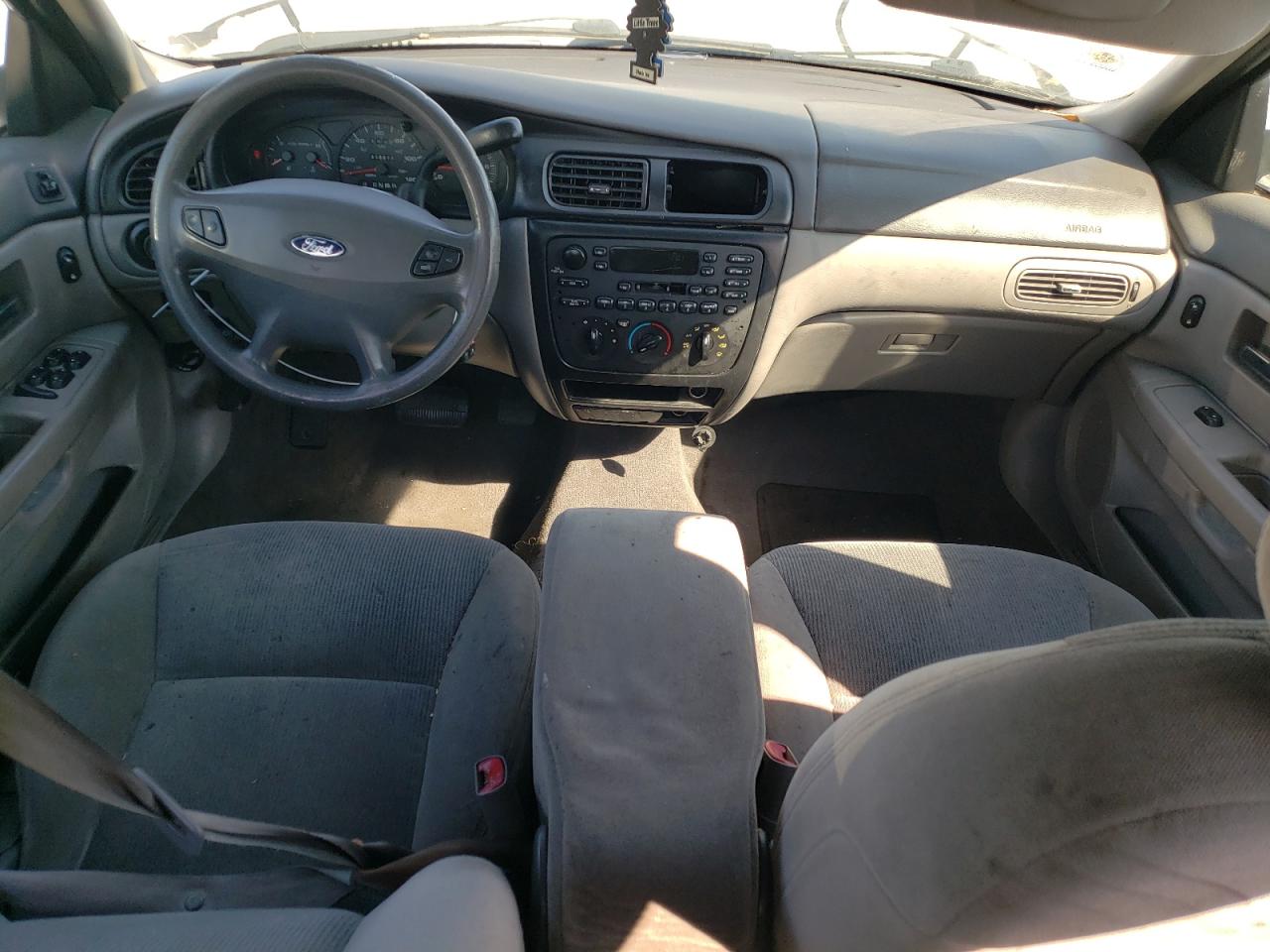 2000 Ford Taurus Se VIN: 1FAFP53U3YA249163 Lot: 66362713