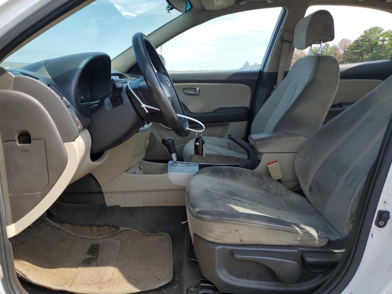 2008 Hyundai Elantra - Image 7