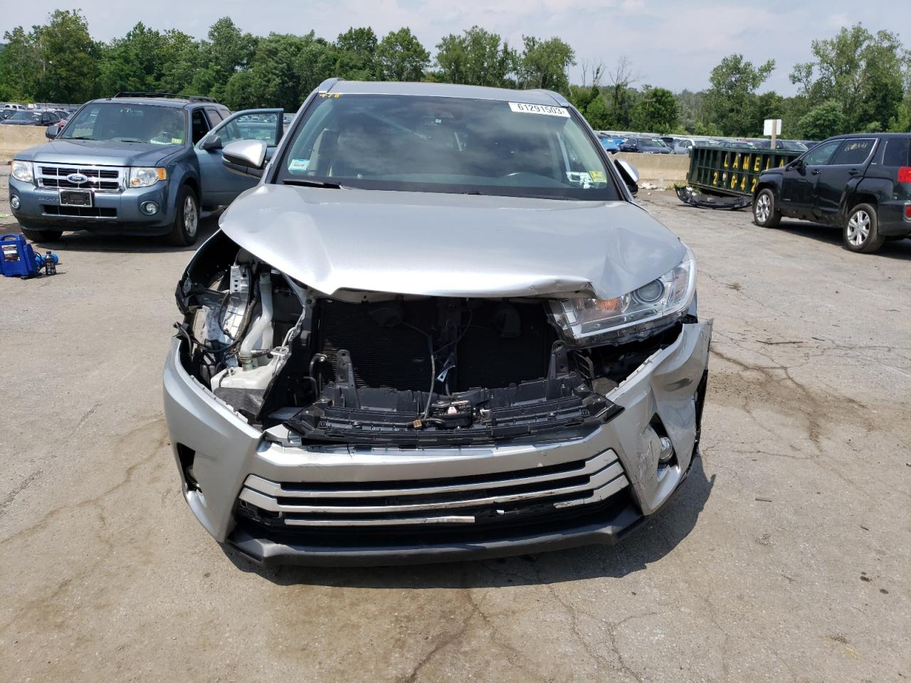 2018 Toyota Highlander Se VIN: 5TDJZRFH6JS525039 Lot: 61291503