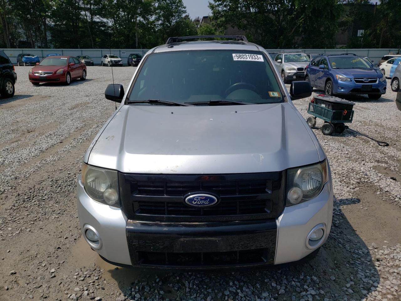 1FMCU9DG7AKD33388 2010 Ford Escape Xlt