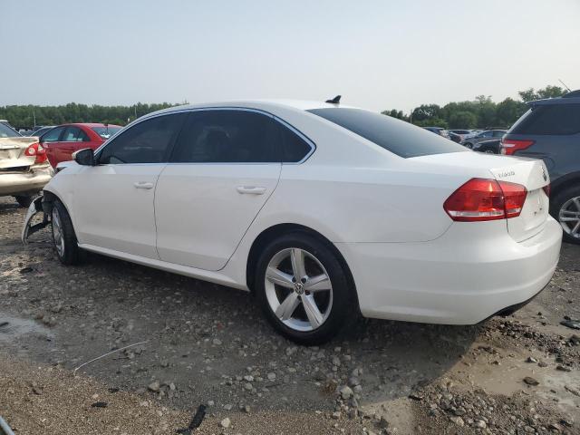  VOLKSWAGEN PASSAT 2012 Білий