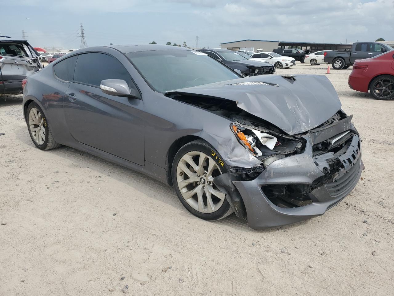 2014 Hyundai Genesis Coupe 3.8L VIN: KMHHU6KJ4EU118824 Lot: 61920744