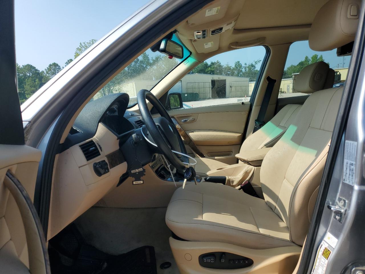 2008 BMW X3 3.0Si VIN: WBXPC93488WJ15661 Lot: 62305714