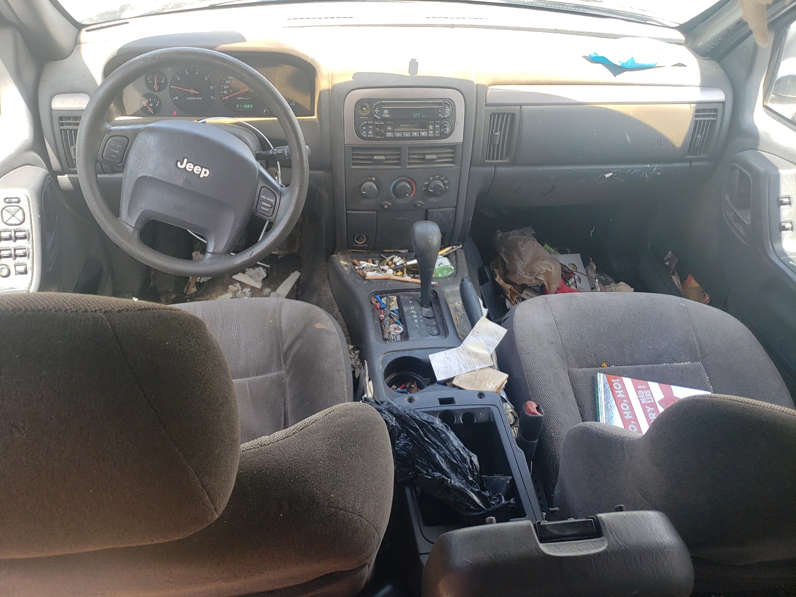 1J4GX48S81C708966 2001 Jeep Grand Cherokee Laredo