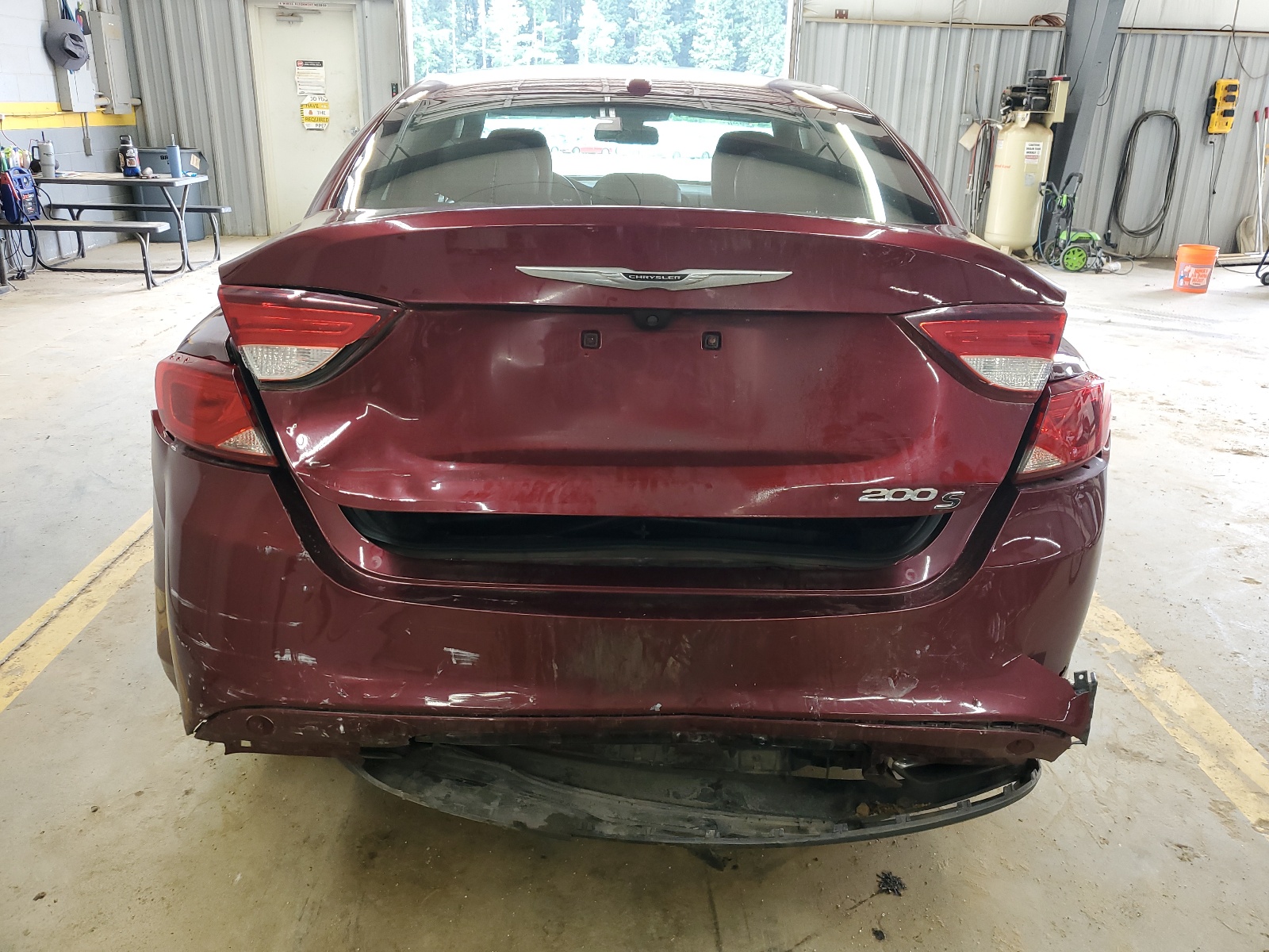 1C3CCCBB9GN142255 2016 Chrysler 200 S