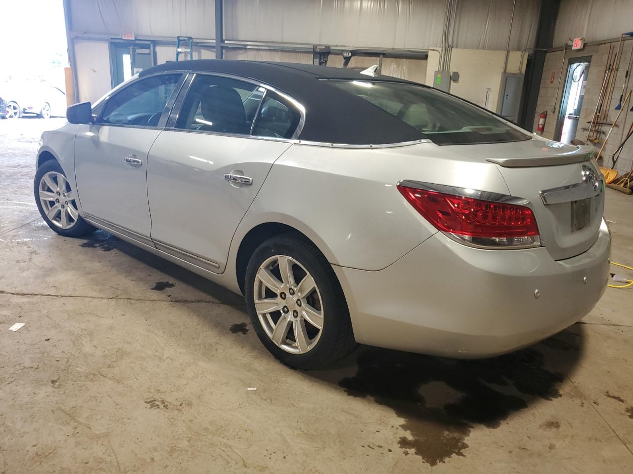 2011 Buick LaCrosse - Image 2