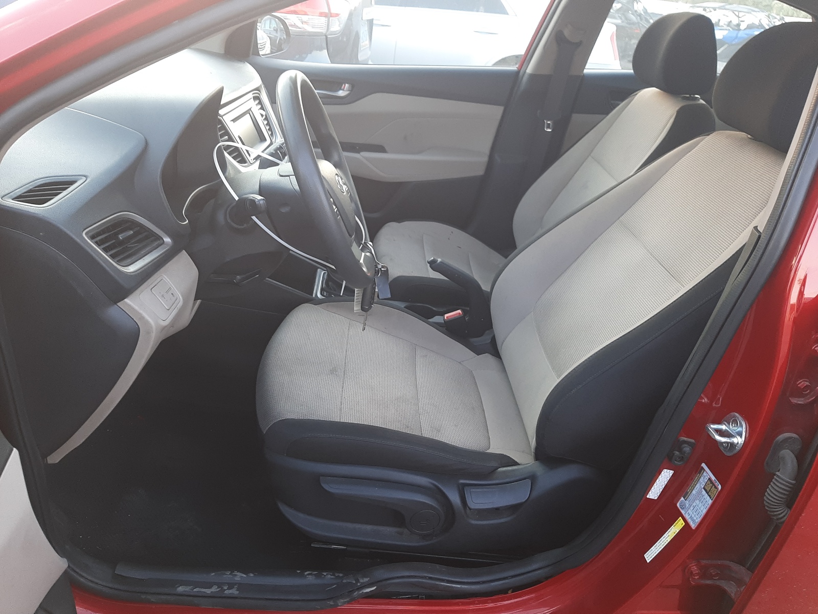 3KPC24A69NE168235 2022 Hyundai Accent Se