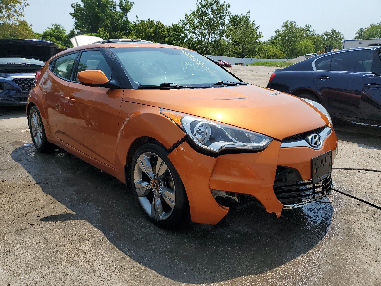 2013 Hyundai Veloster vin: KMHTC6AD5DU149667