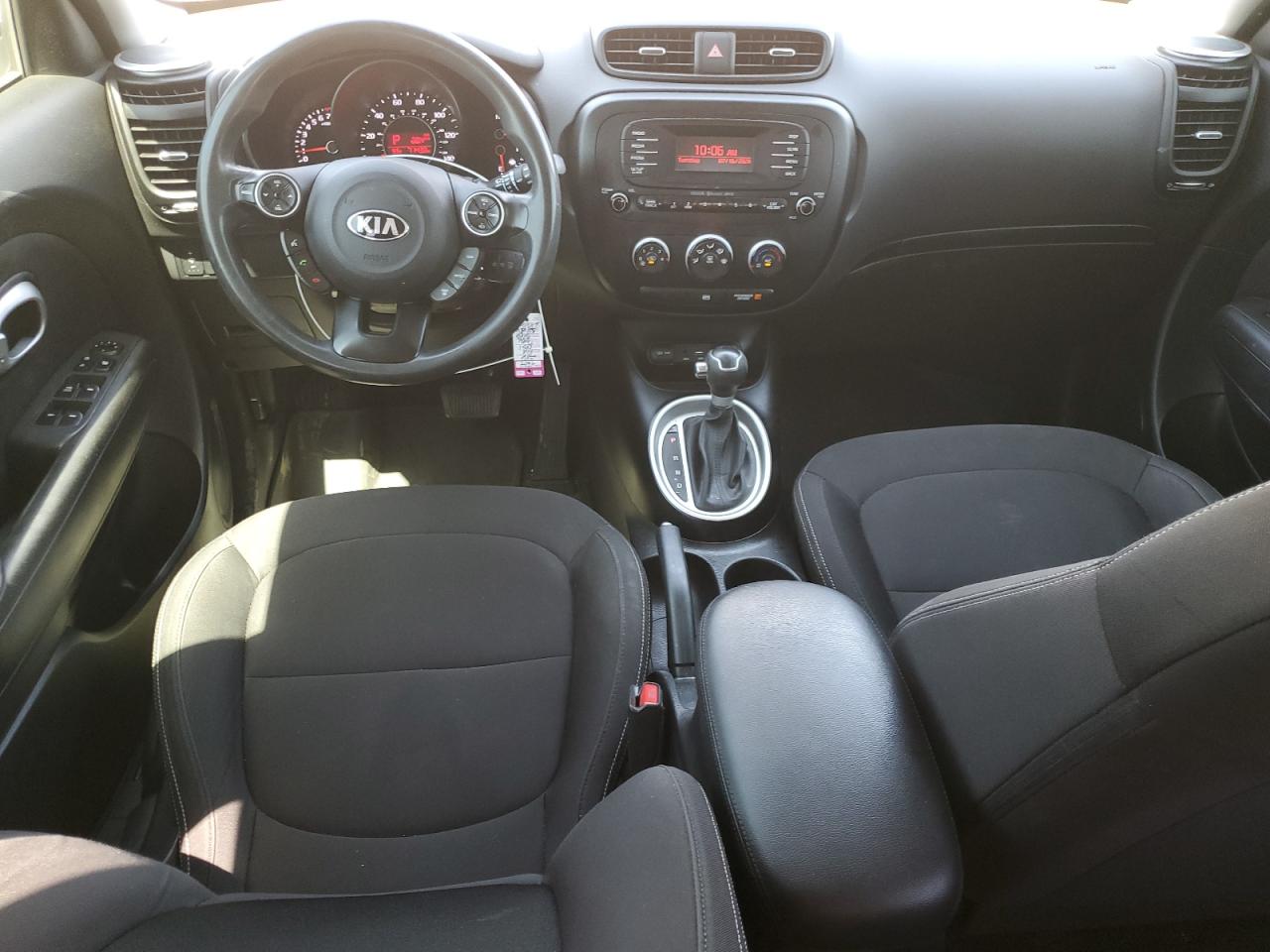 KNDJN2A24G7321686 2016 Kia Soul