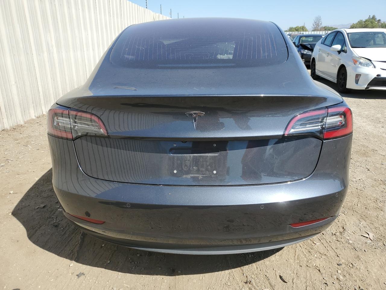 2018 Tesla Model 3 VIN: 5YJ3E1EA4JF021183 Lot: 63355184