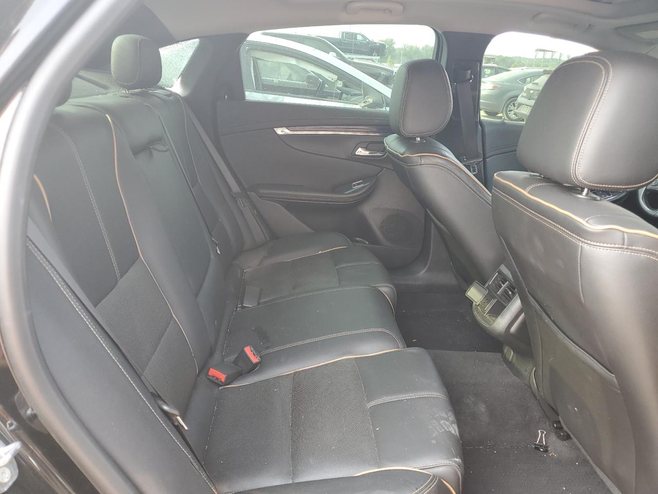 2G1125S31J9169687 2018 Chevrolet Impala Premier