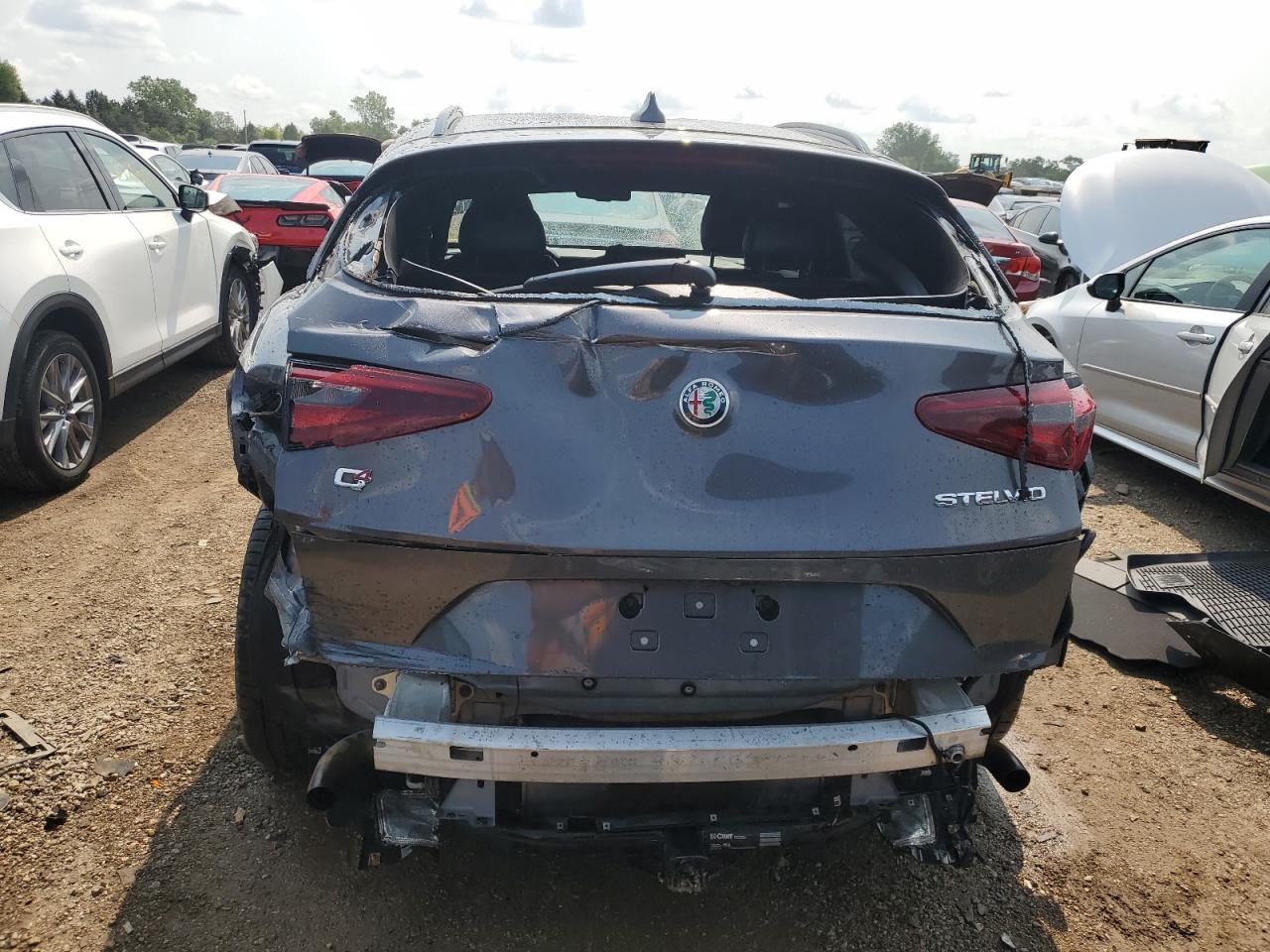 2018 Alfa Romeo Stelvio Ti Sport VIN: ZASFAKNN8J7B66645 Lot: 62124204