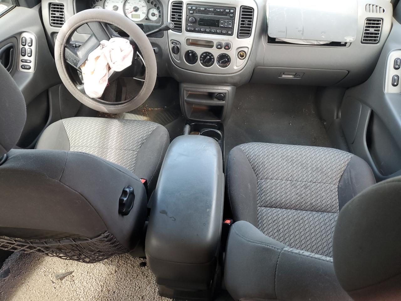 2003 Ford Escape Xlt VIN: 1FMYU93183KA42422 Lot: 61761964