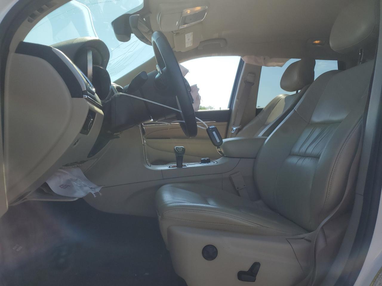 2015 Jeep Grand Cherokee Limited VIN: 1C4RJFBGXFC241041 Lot: 62101644