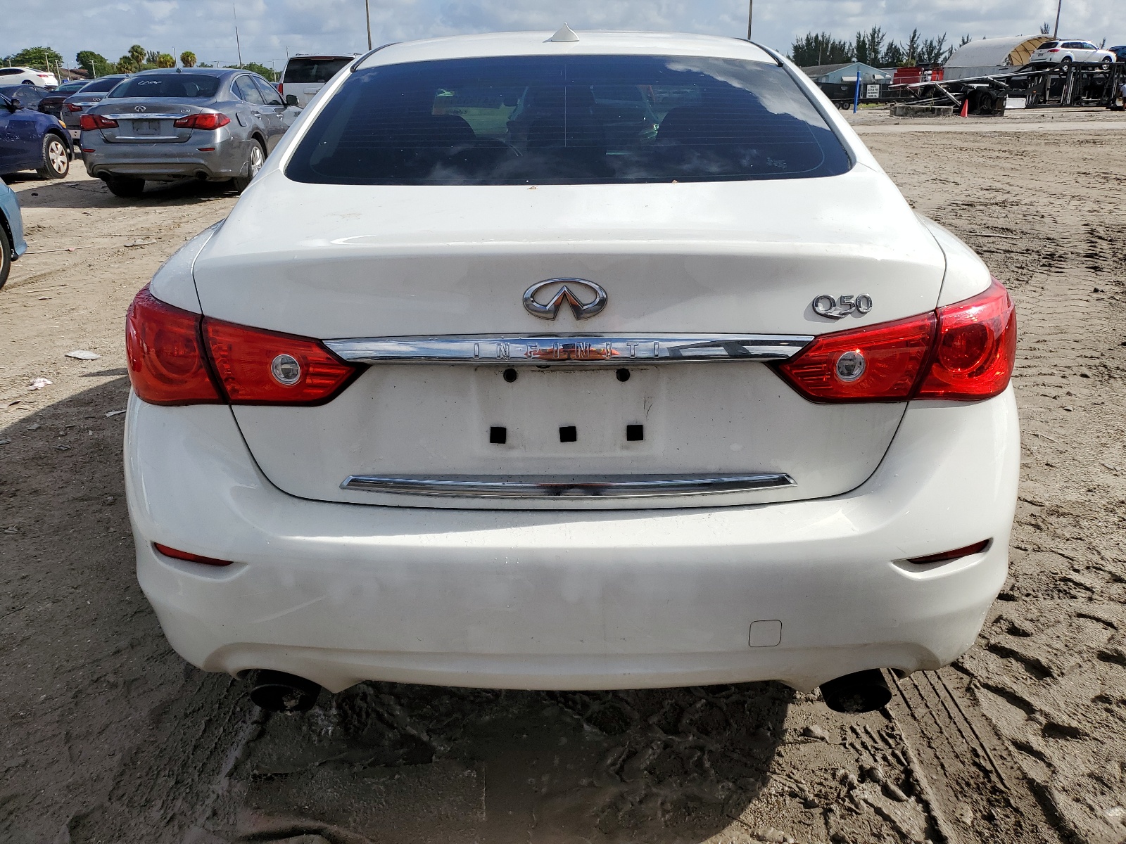 JN1EV7AP3HM736661 2017 Infiniti Q50 Premium