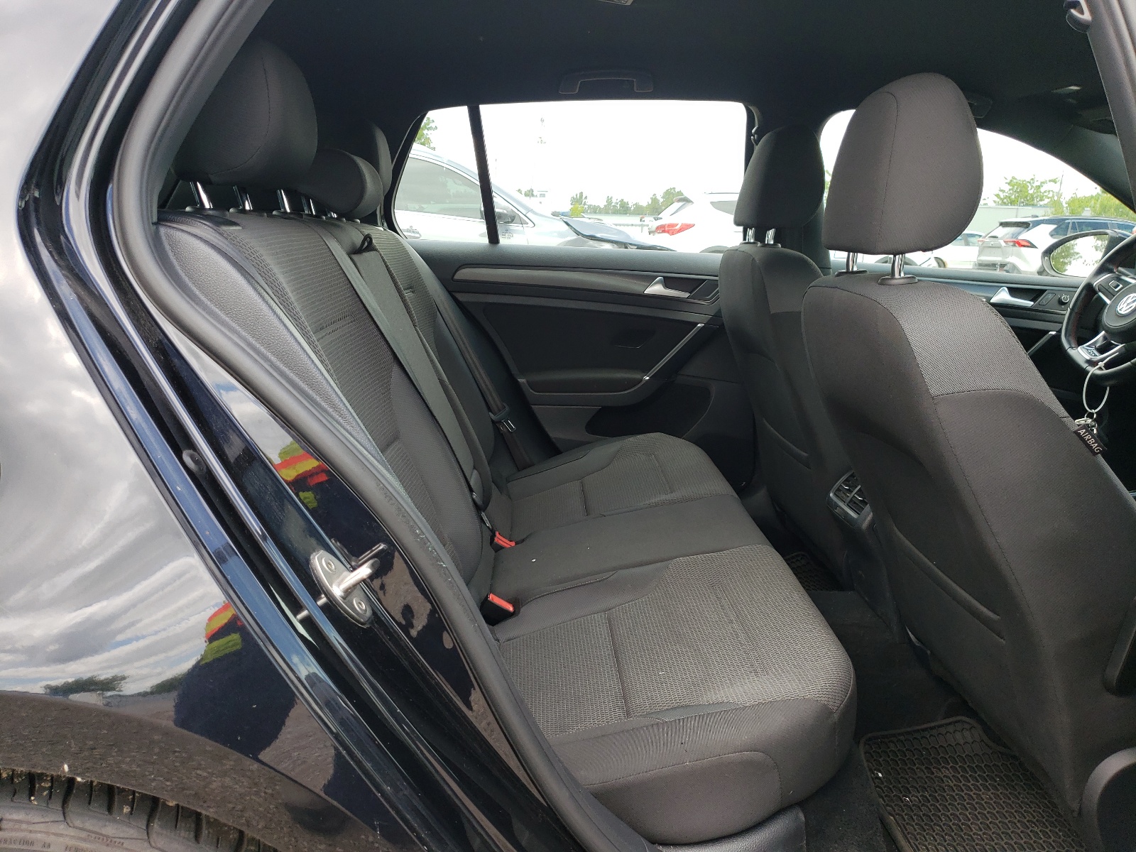 3VW447AU9JM296745 2018 Volkswagen Gti S/Se