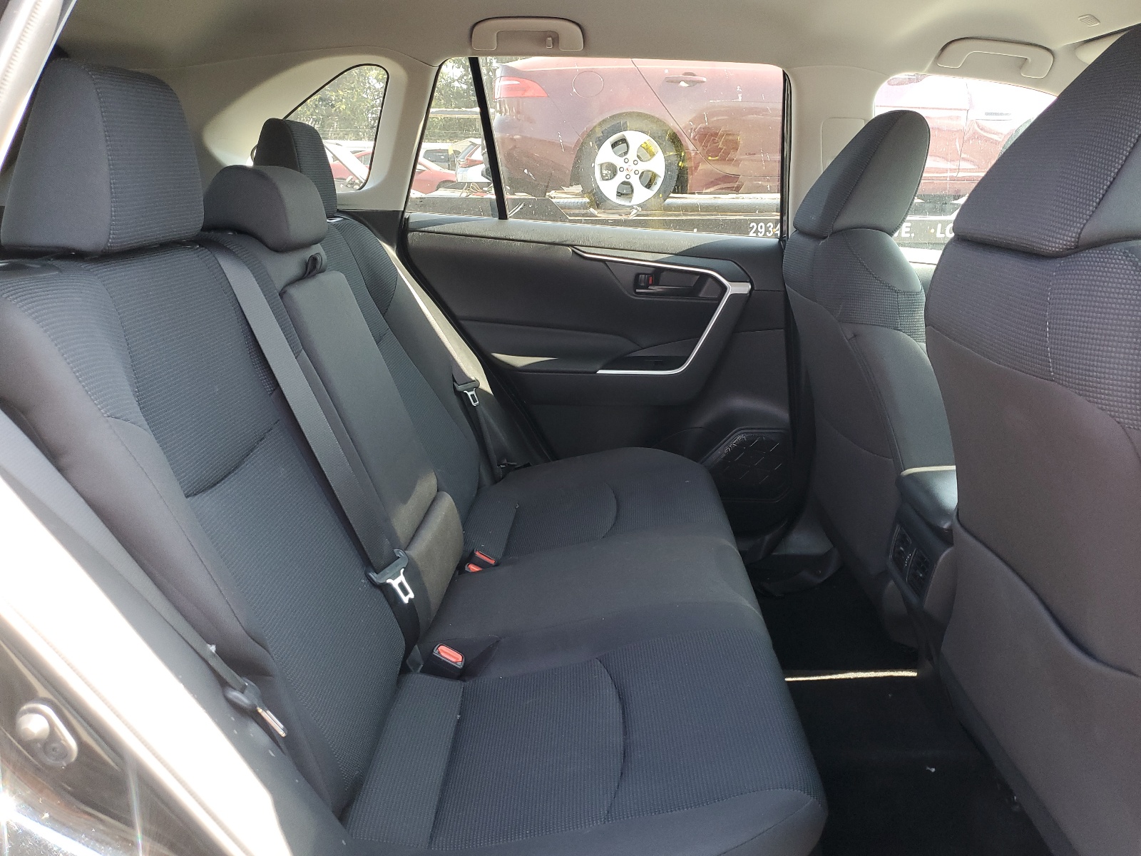 4T3LWRFV9RU144318 2024 Toyota Rav4 Le