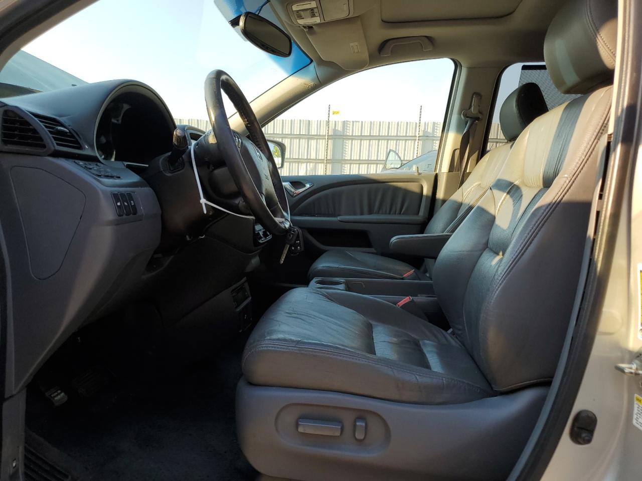 2007 Honda Odyssey Touring VIN: 5FNRL38857B112783 Lot: 62863114