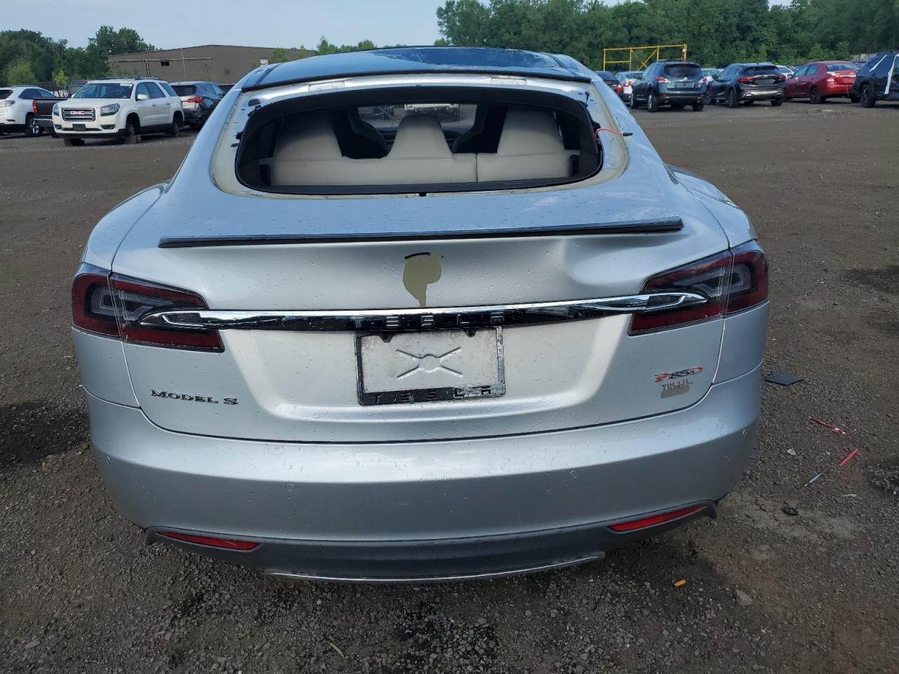 2015 Tesla Model S P85D VIN: 5YJSA1H41FF083001 Lot: 63209544