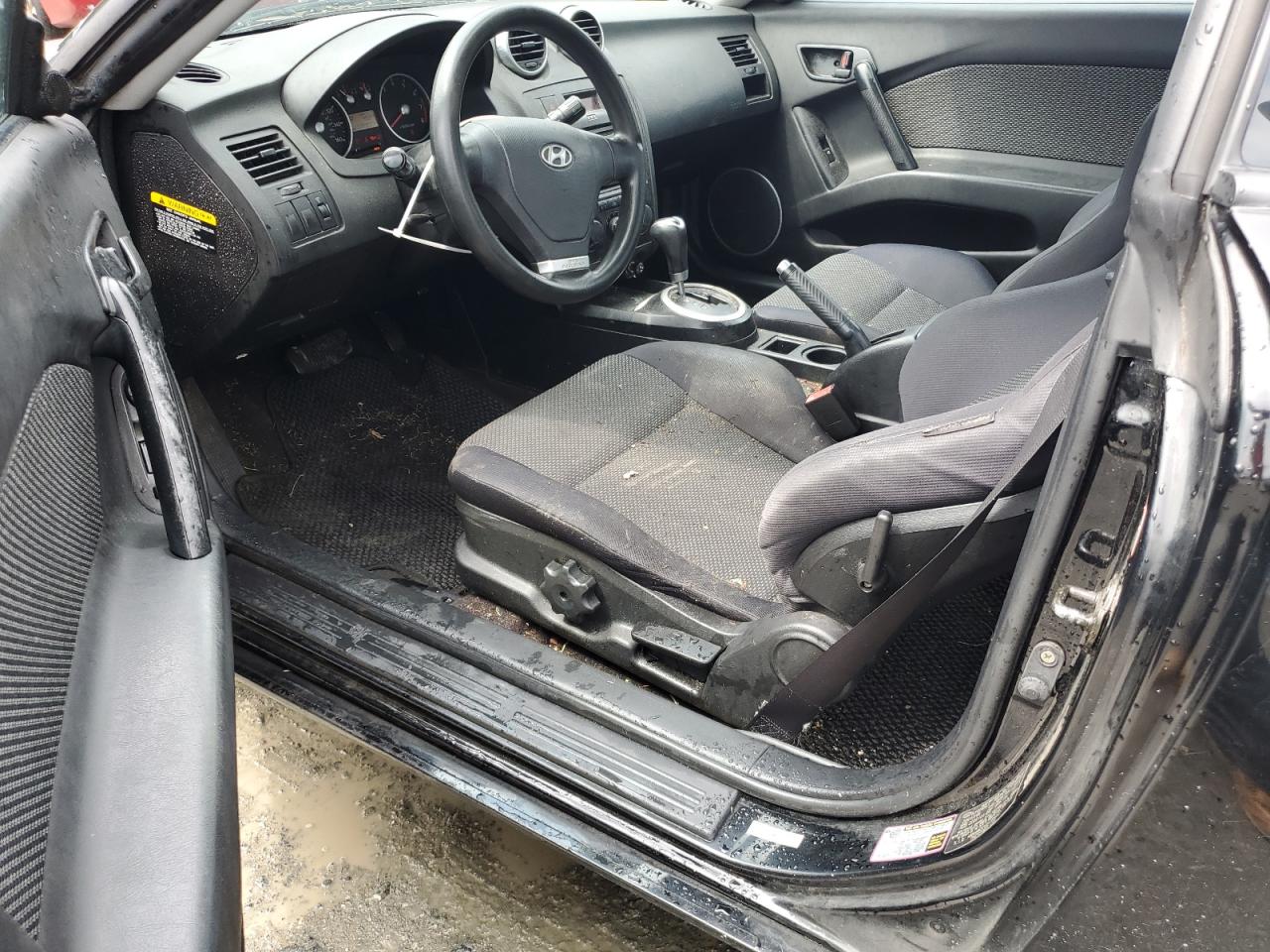 2006 Hyundai Tiburon Gs VIN: KMHHM65D46U189447 Lot: 64821724