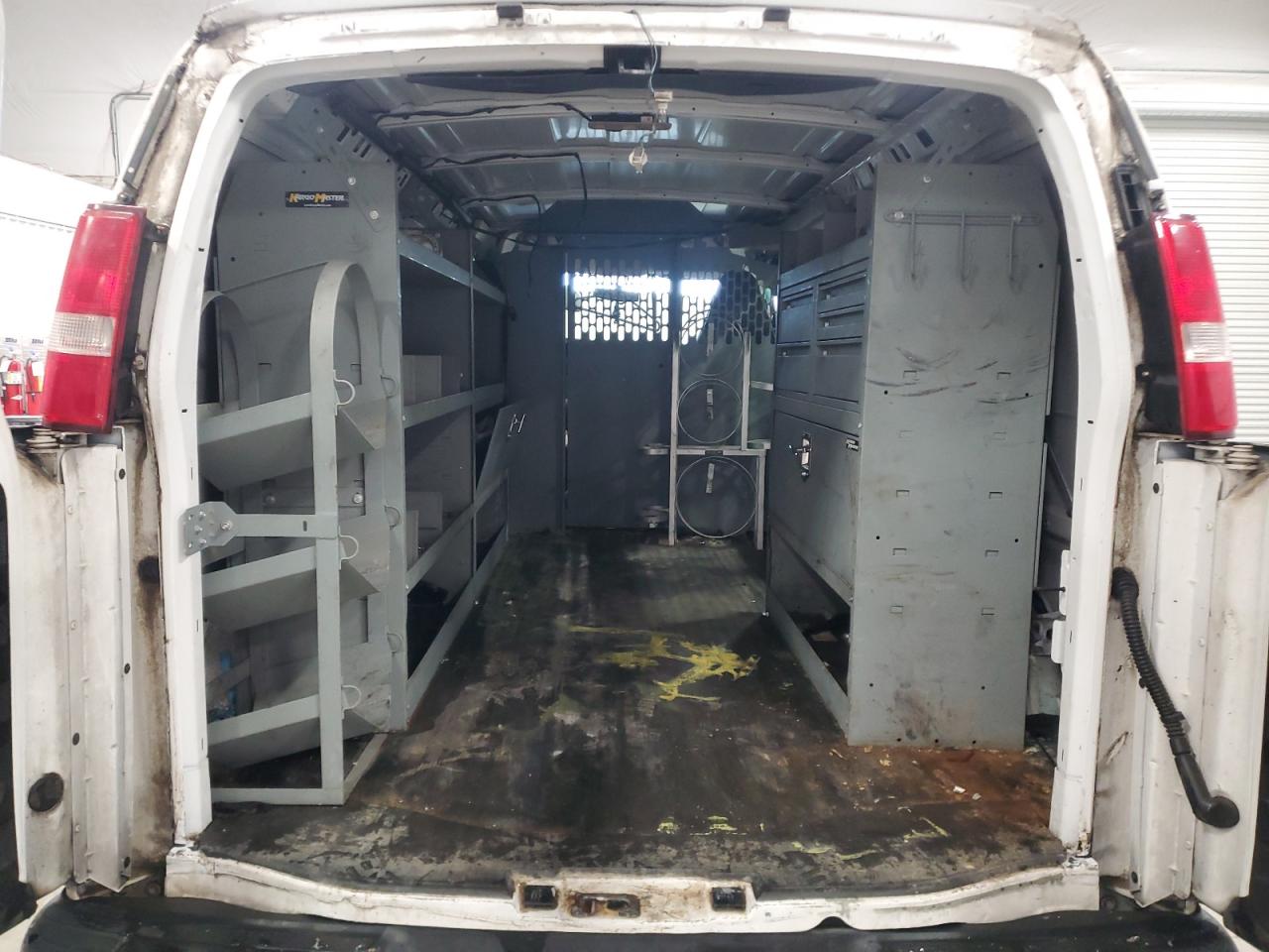 2017 Chevrolet Express G2500 VIN: 1GCWGAFG5H1323658 Lot: 64793894