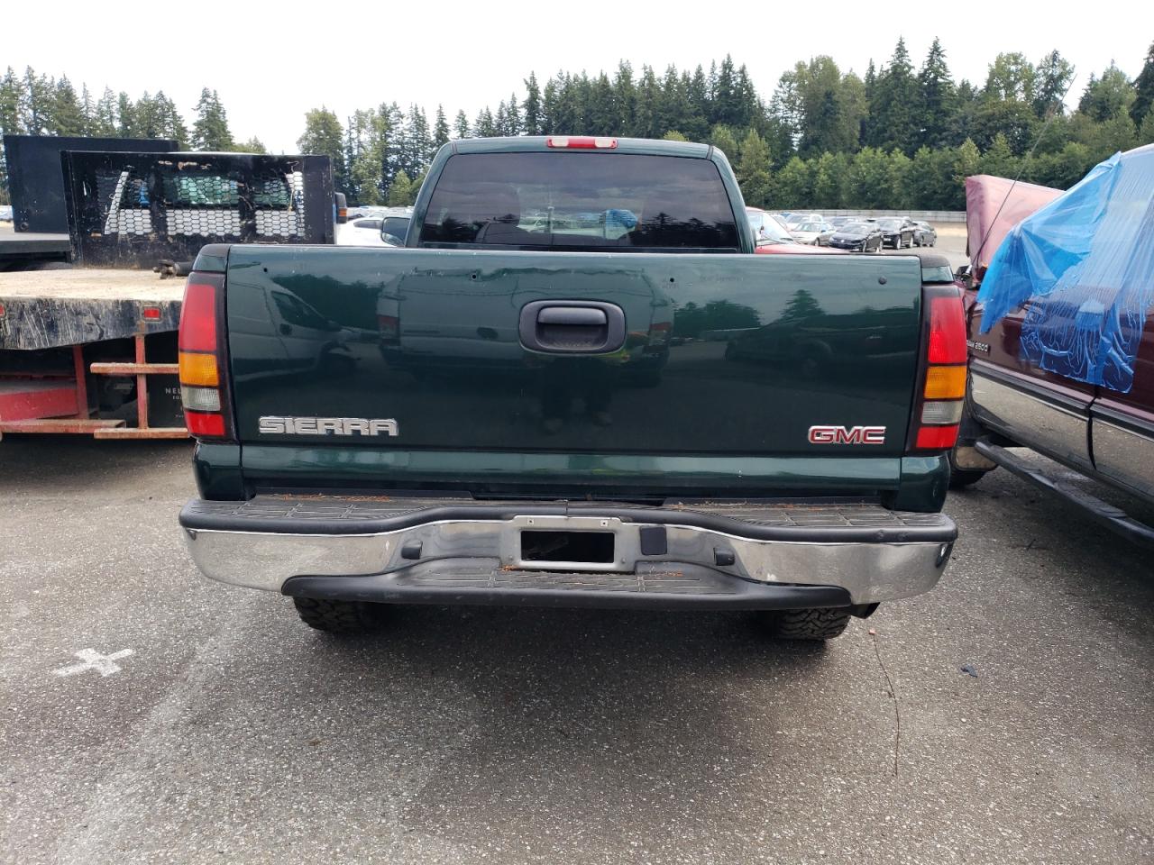 2005 GMC Sierra K2500 Heavy Duty VIN: 1GTHK24295E259570 Lot: 63214984