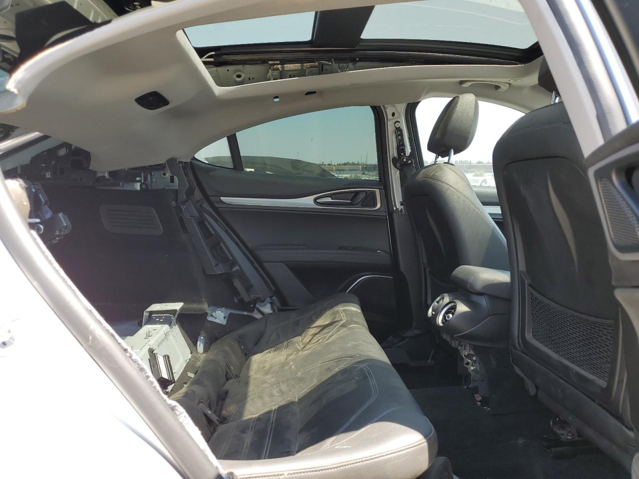 2018 Alfa Romeo Stelvio Ti Sport VIN: ZASFAKNN0J7B92754 Lot: 61768594