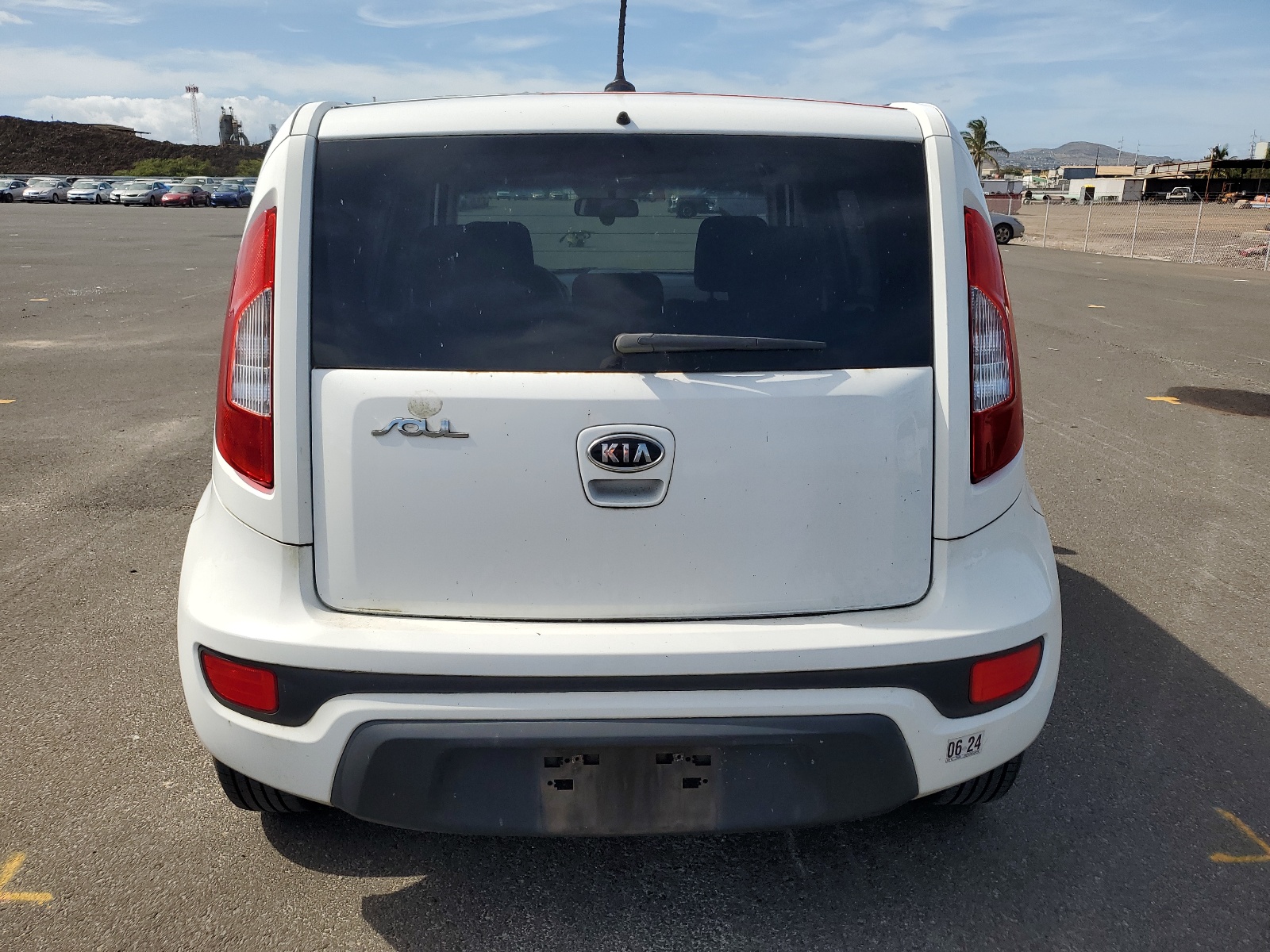 2012 Kia Soul vin: KNDJT2A56C7381558