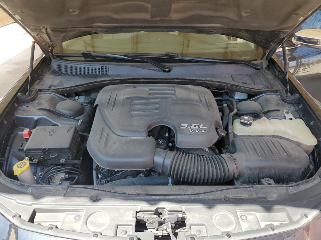 2019 Chrysler 300 Limited VIN: 2C3CCAEG2KH556149 Lot: 65019194