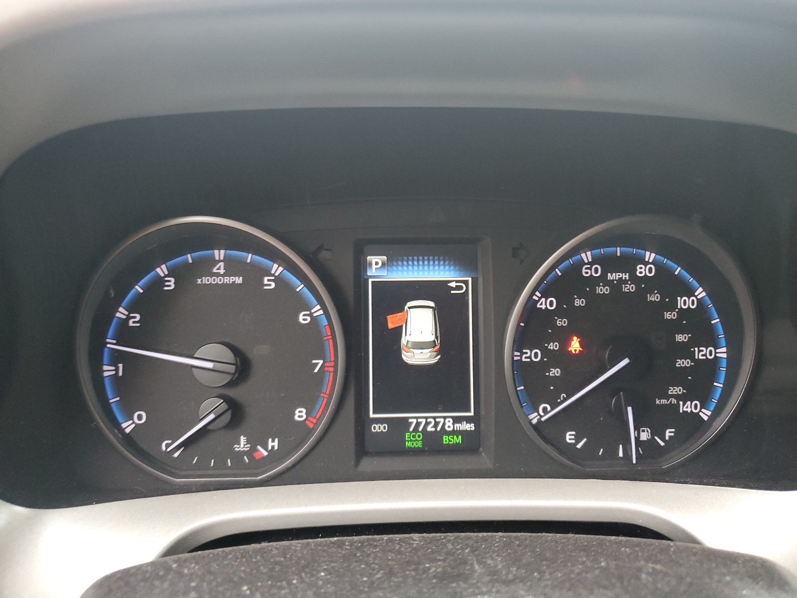 2T3RFREV1JW810619 2018 Toyota Rav4 Adventure