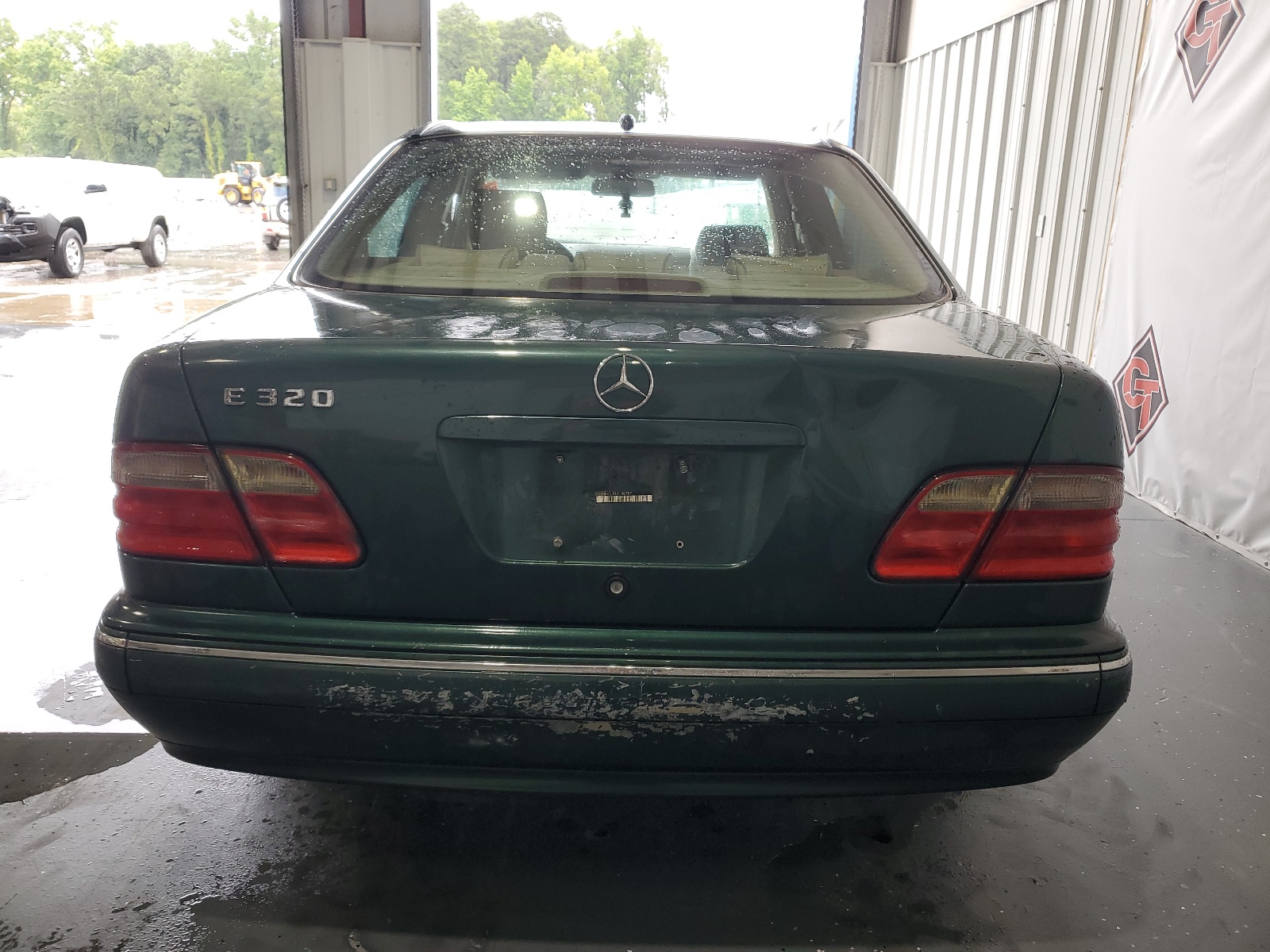 WDBJF65J91B198797 2001 Mercedes-Benz E 320