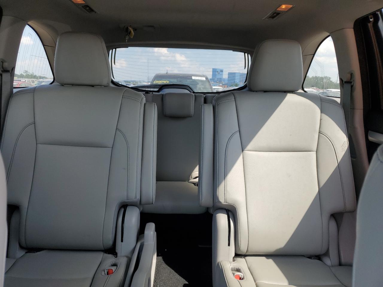 2018 Toyota Highlander Se VIN: 5TDJZRFH5JS807995 Lot: 61749204