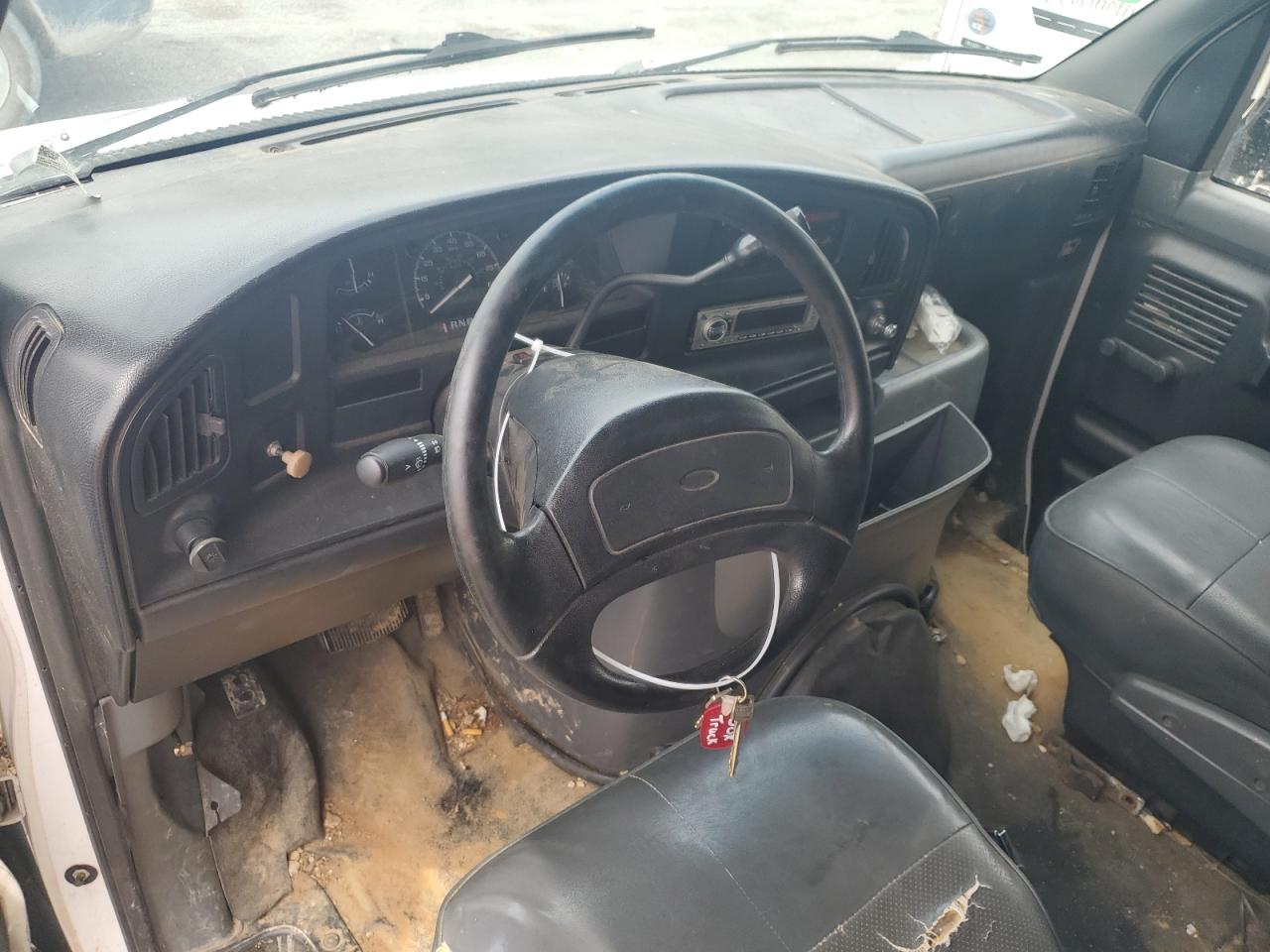 1993 Ford Econoline E350 Cutaway Van VIN: 1FDKE37G2PHA16139 Lot: 61762724