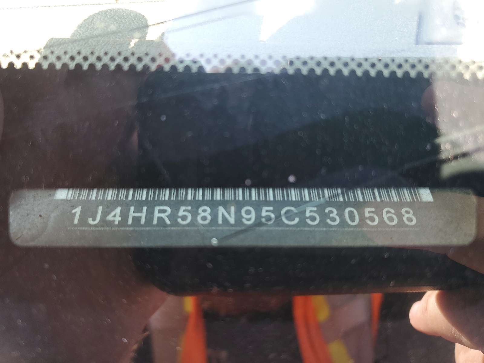 1J4HR58N95C530568 2005 Jeep Grand Cherokee Limited