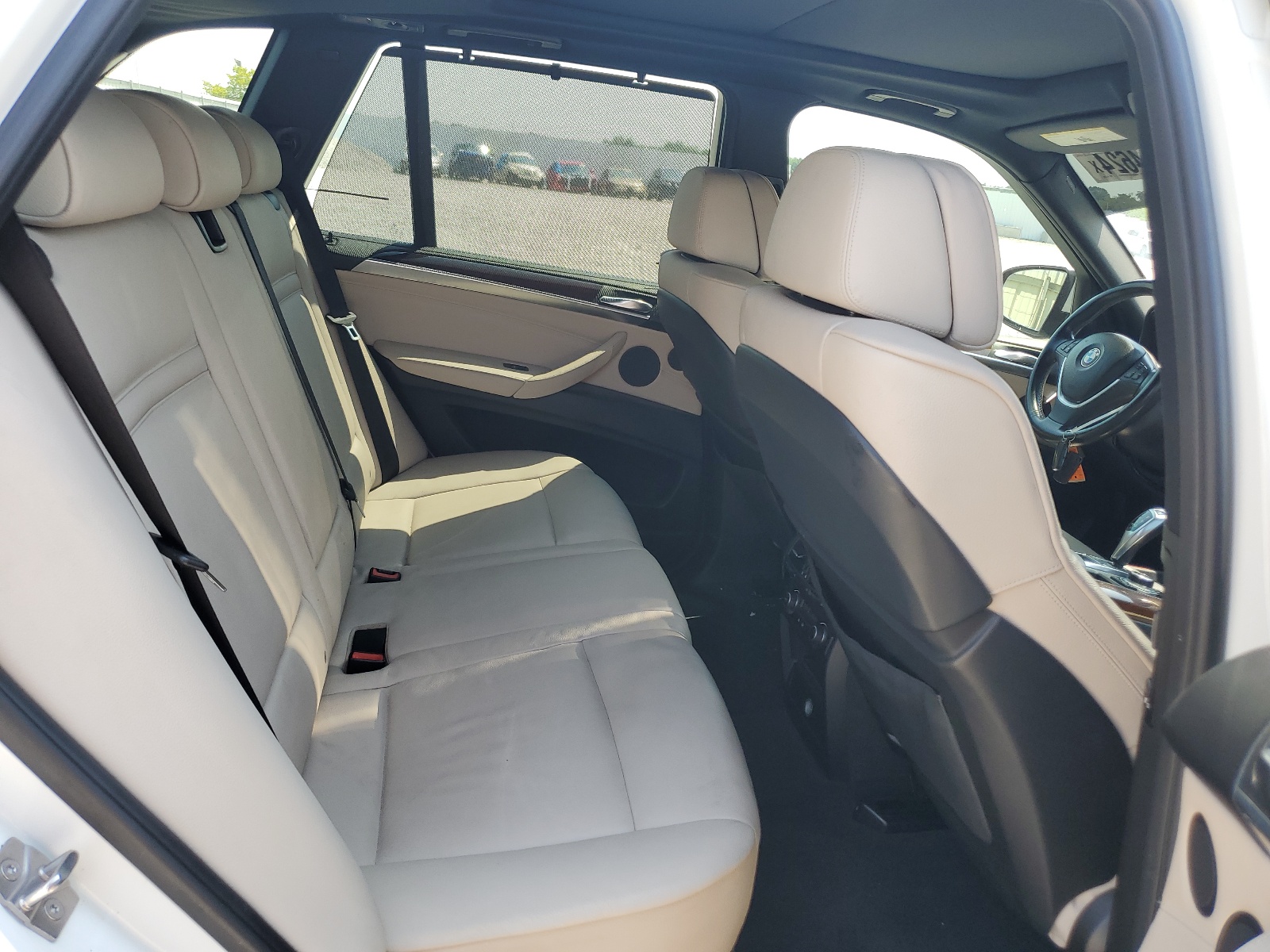 5UXZV8C5XBL417799 2011 BMW X5 xDrive50I