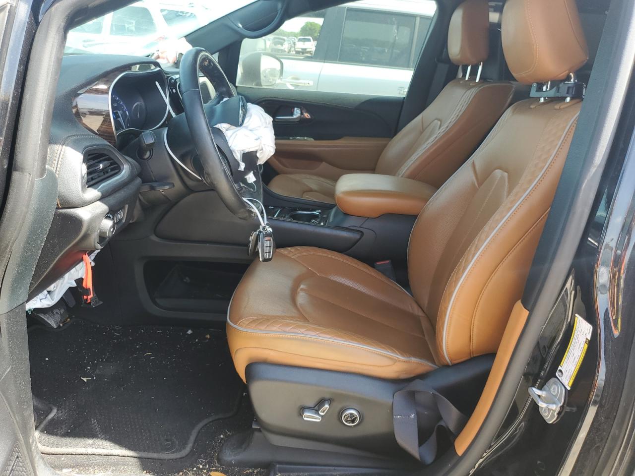 2021 Chrysler Pacifica - Image 7