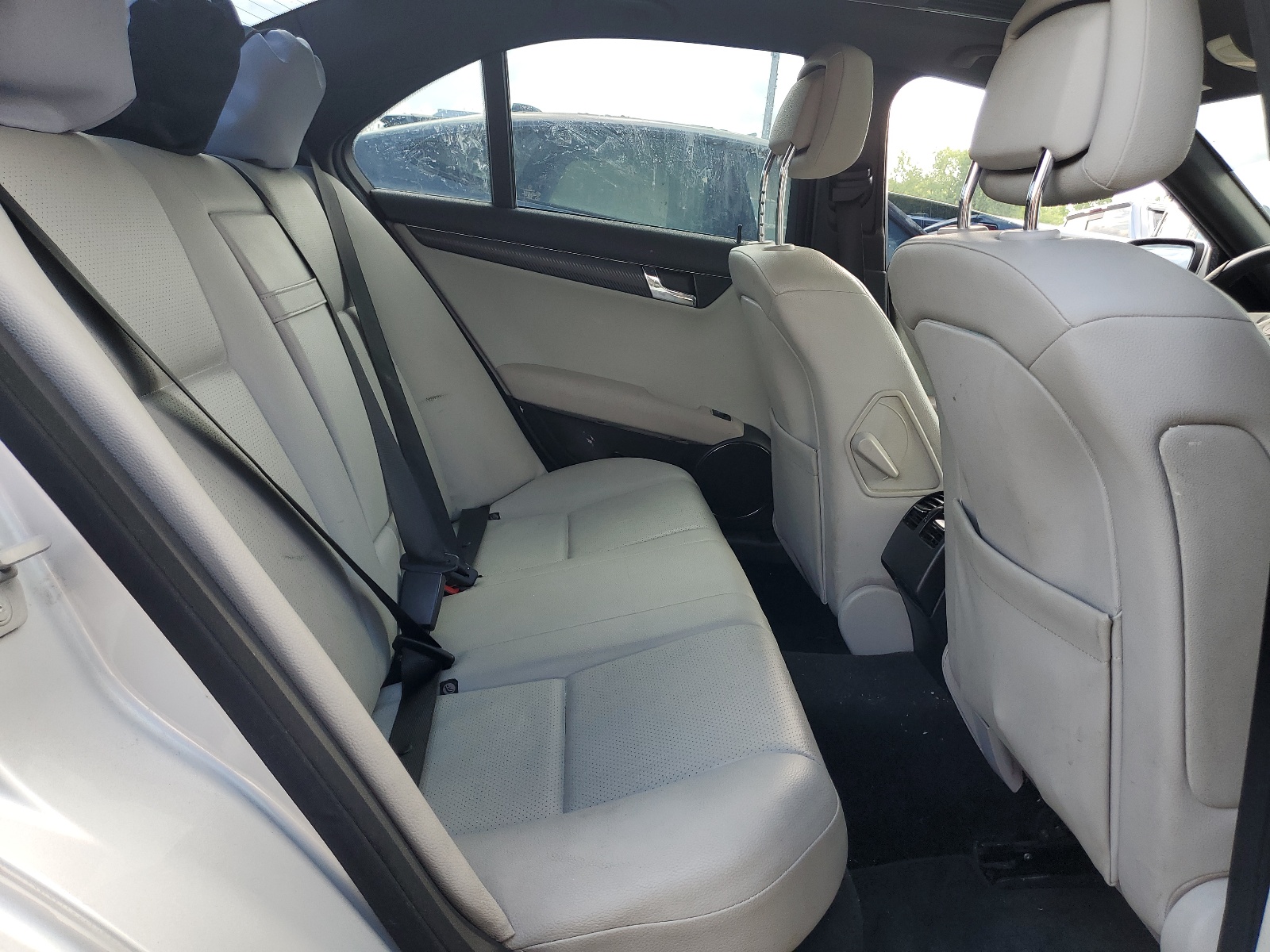 WDDGF81X29F232185 2009 Mercedes-Benz C 300 4Matic