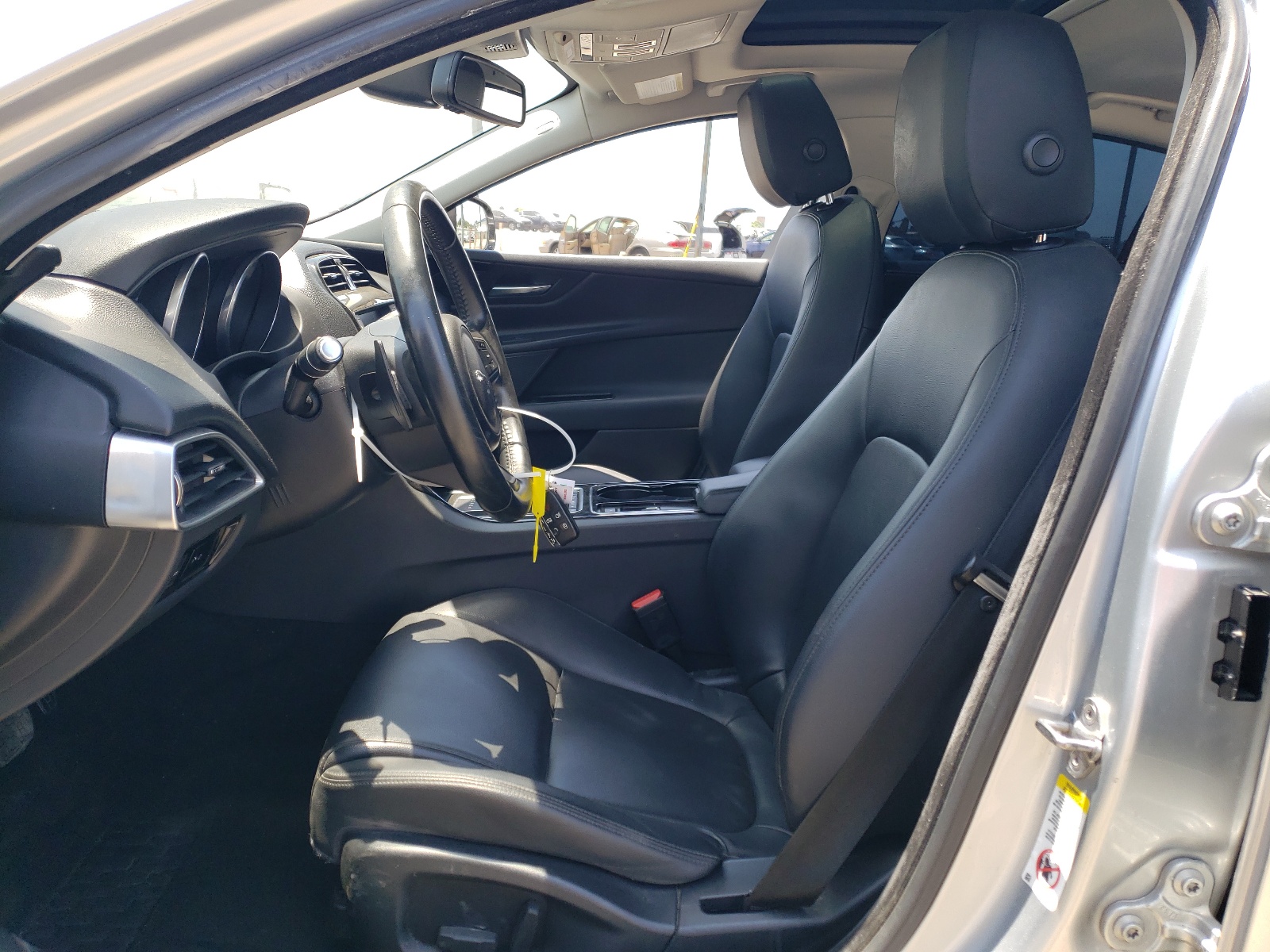 SAJAD4BG8HA964833 2017 Jaguar Xe Premium